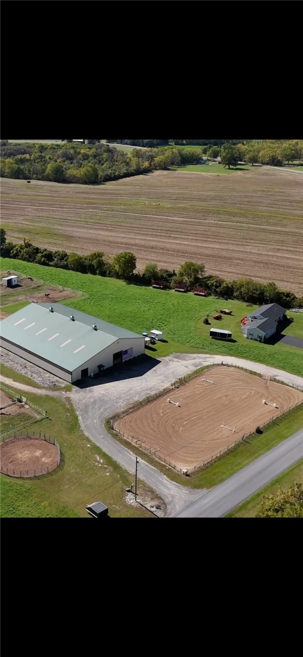 1262 Fitzpatrick Road Springport, NY 13021 - Photo 2 of 44