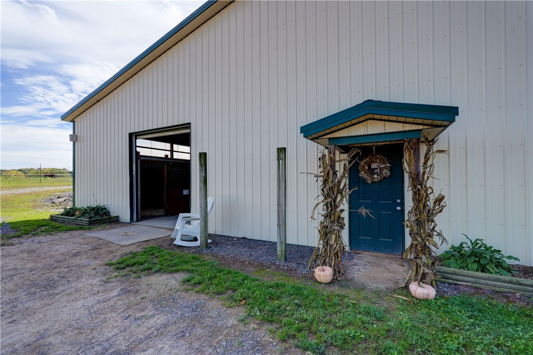 1262 Fitzpatrick Road Springport, NY 13021 - Photo 5 of 43