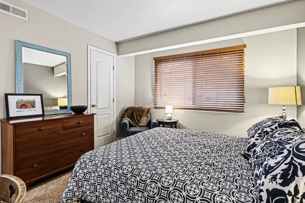 $349,000 | 1527 North Oakhill Drive, South Bend, IN 46637