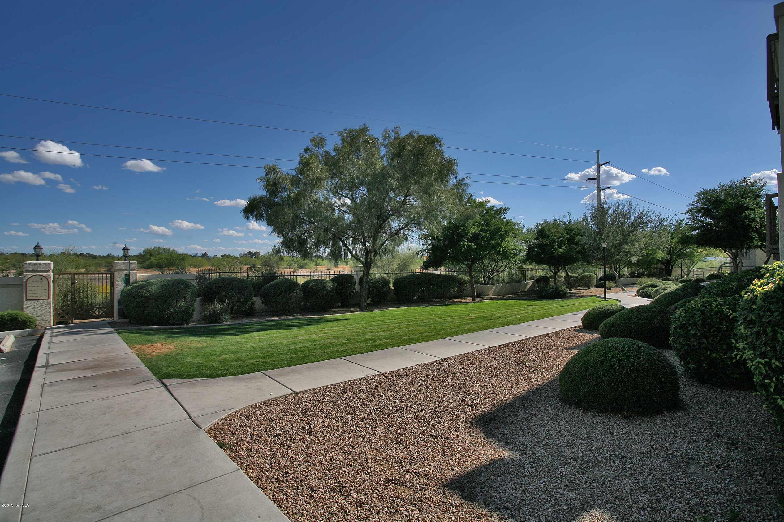 2550 East River Road, Unit 20204 Tucson, AZ 85718 - Photo 10 of 10
