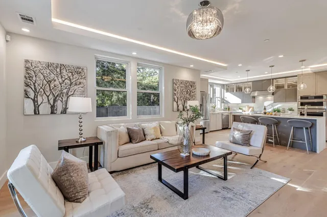 $2,790,000 | 1066 Larch Avenue, Moraga, CA 94556