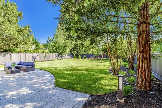 $2,790,000 | 1066 Larch Avenue, Moraga, CA 94556