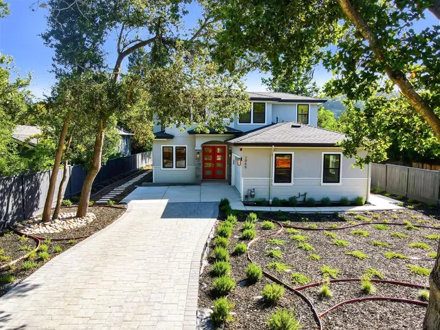 $2,790,000 | 1066 Larch Avenue, Moraga, CA 94556