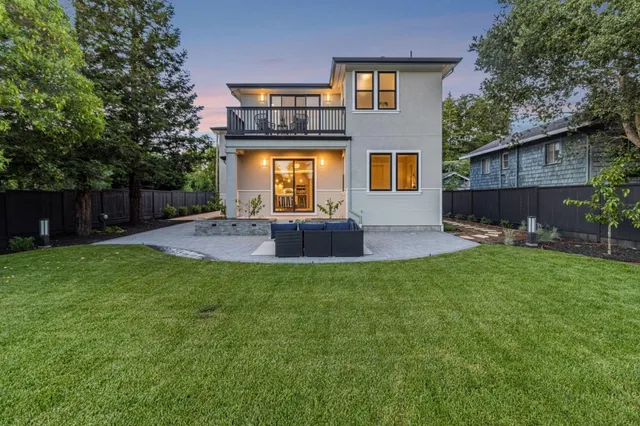 $2,790,000 | 1066 Larch Avenue, Moraga, CA 94556
