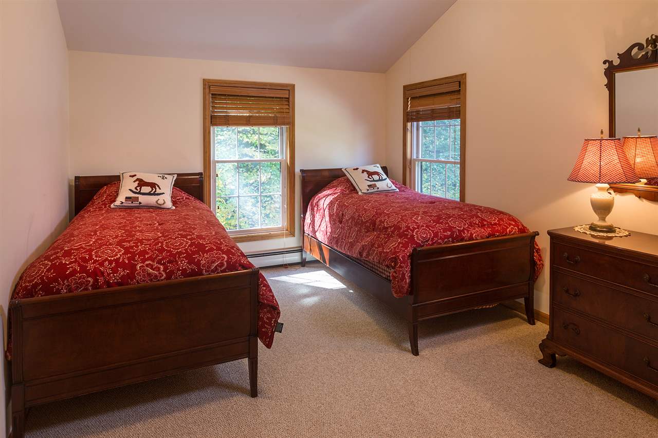 17 Rogue's Ridge Winhall, VT 05340 - Photo 24 of 37