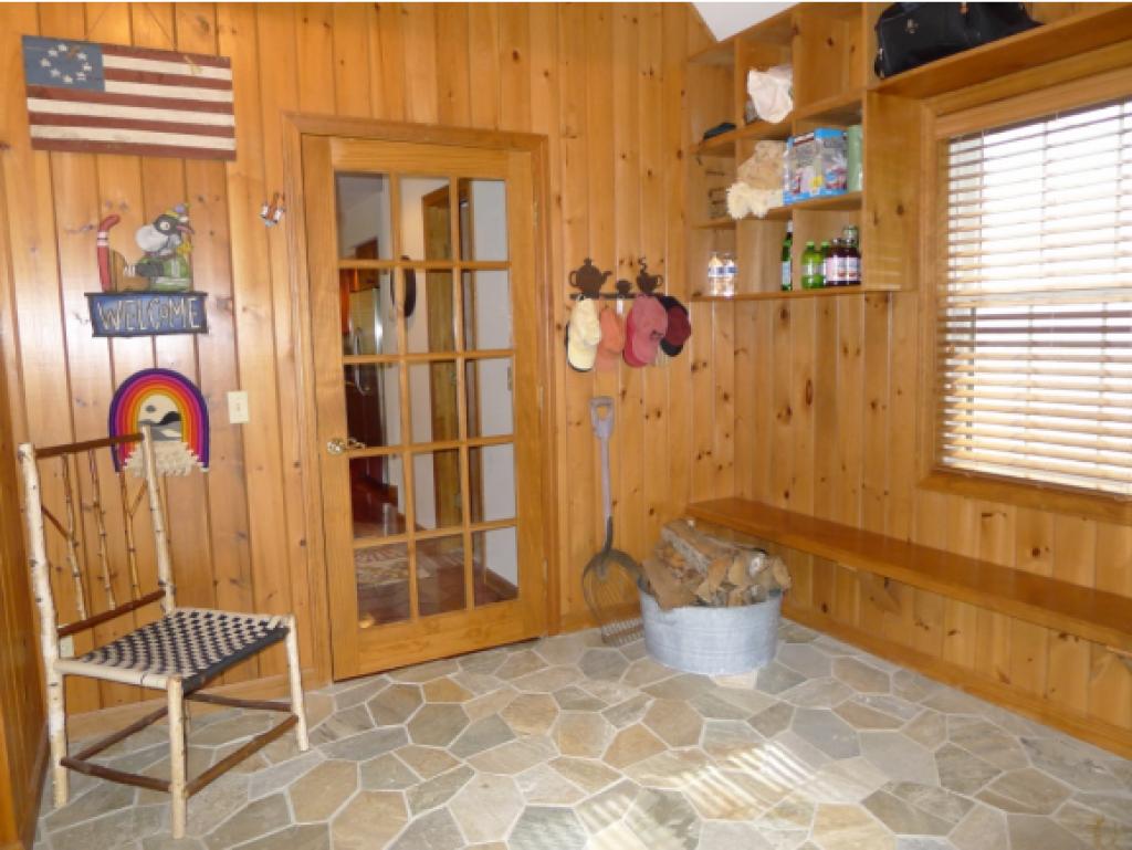 17 Rogue's Ridge Winhall, VT 05340 - Photo 6 of 37