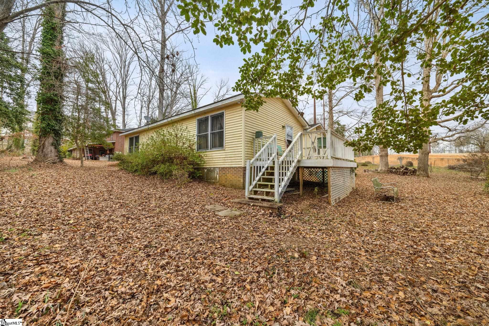 315 Five Forks Road Simpsonville, SC 29681 - Photo 32 of 41 (313) yellow house