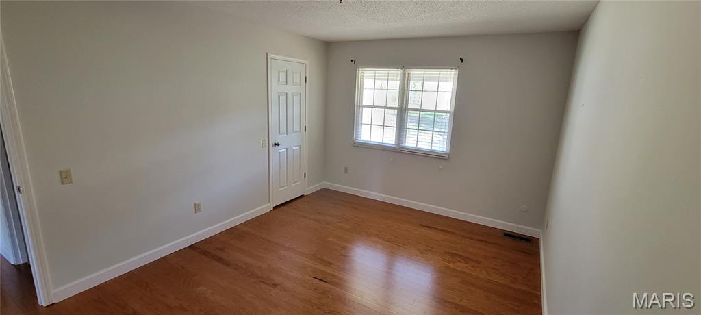 964 Claygate Court Ballwin, MO 63021 - Photo 10 of 16