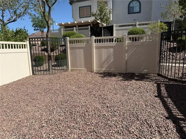 $1,787 | 1088 Moonlit Oasis Lane, Unit 103, Henderson, NV 89002