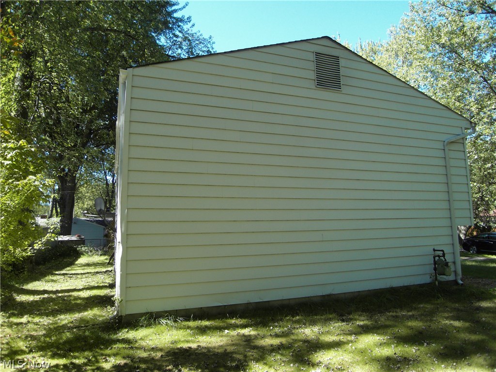 6262 Berwick Road Madison, OH 44057 - Photo 14 of 16