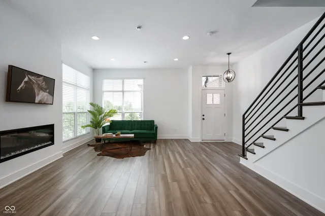 $609,000 | 205 Poplar Street, Westfield, IN 46074