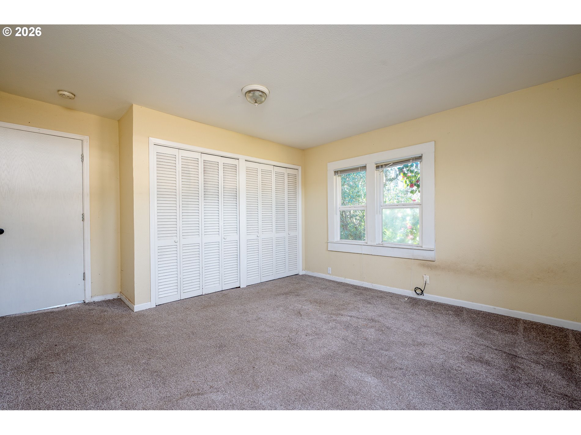 32404 Southeast Pipeline Road Gresham, OR 97080 - Photo 29 of 48 a view of an empty room with a window