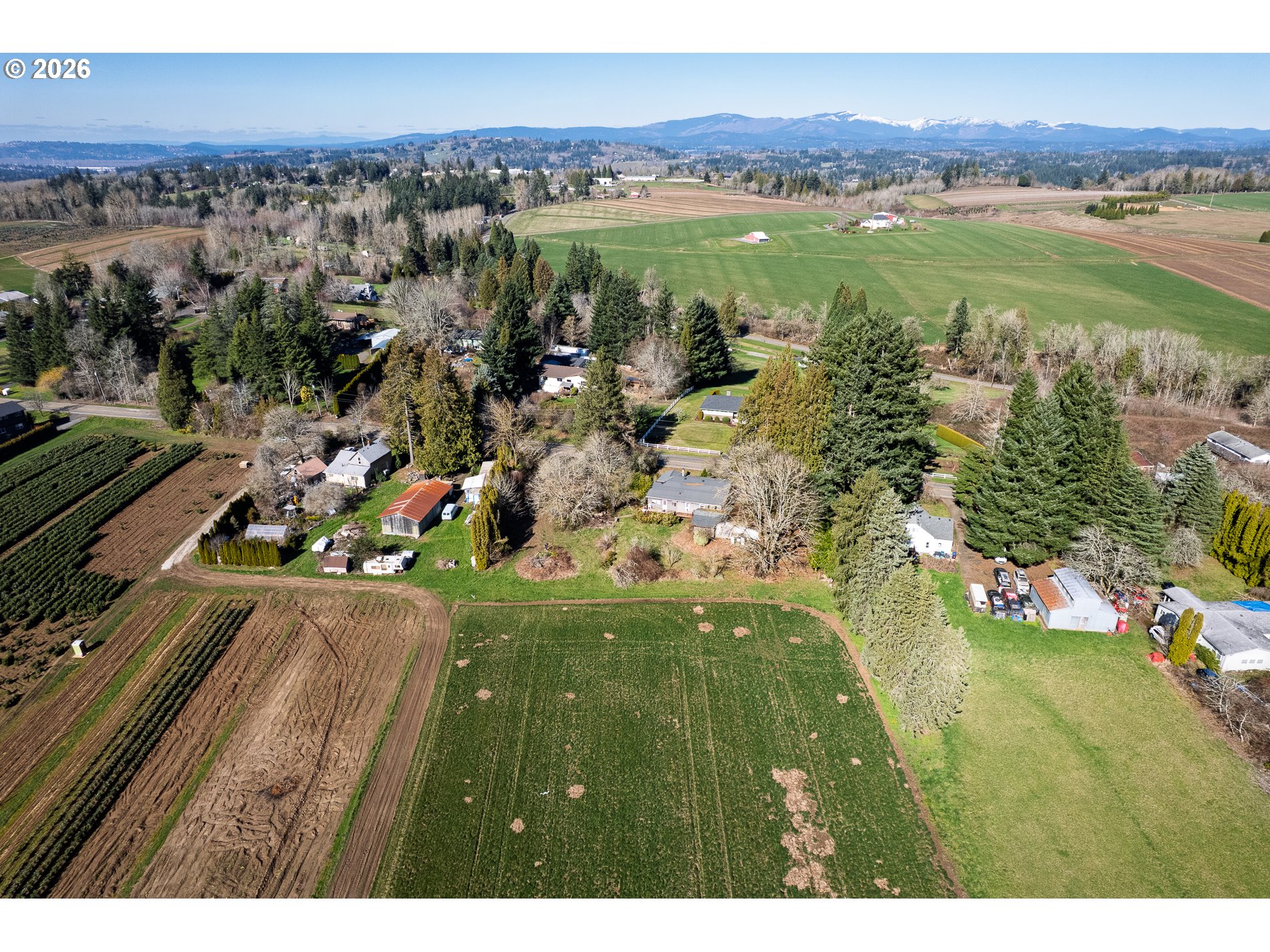 32404 Southeast Pipeline Road Gresham, OR 97080 - Photo 46 of 48 a view of a city with a lake