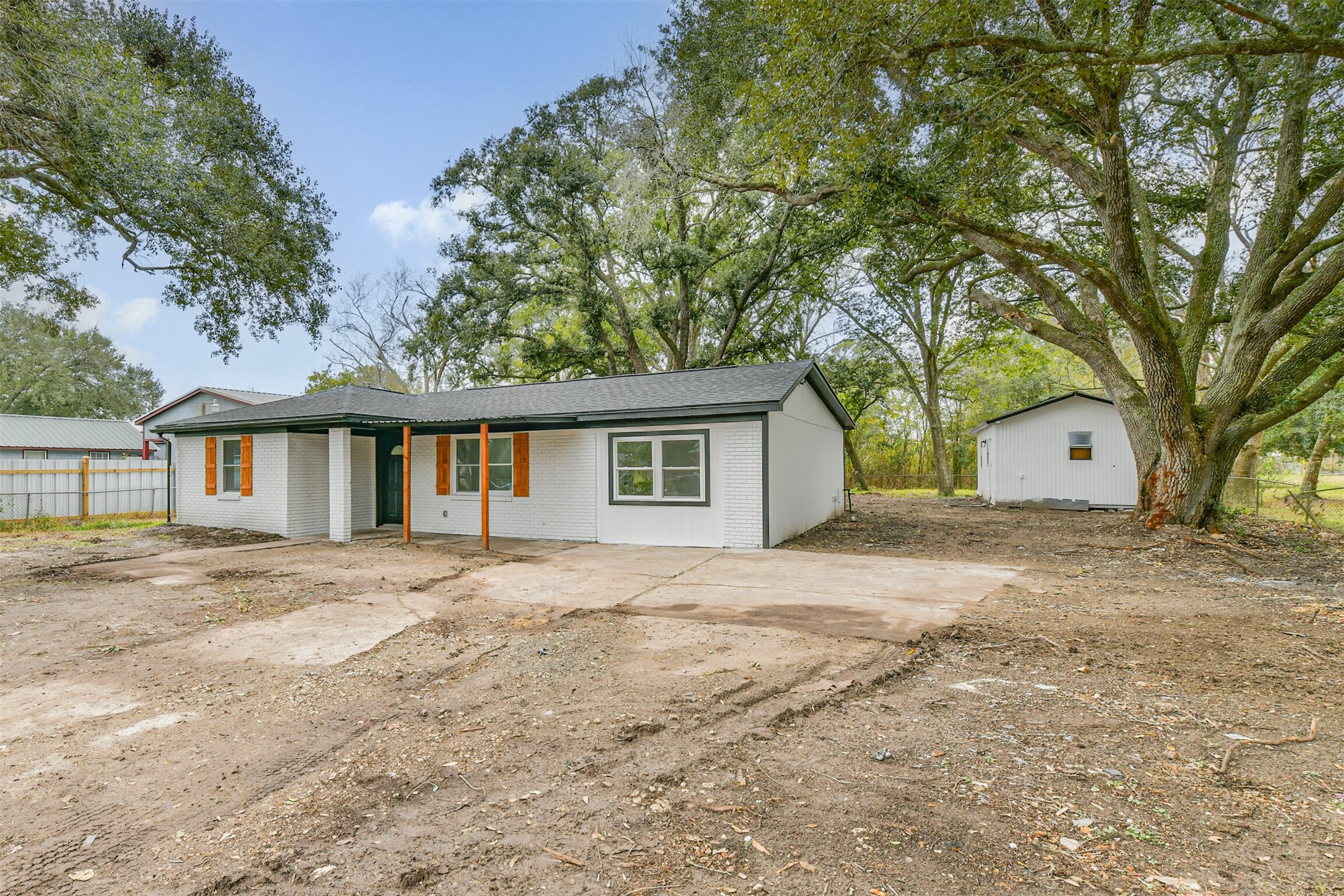 2121 County Road 892 Alvin, TX 77511 - Photo 24 of 24 Create your own green space