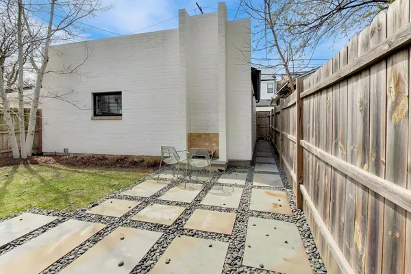 $1,800,000 | 2712 North Francisco Avenue, Chicago, IL 60647