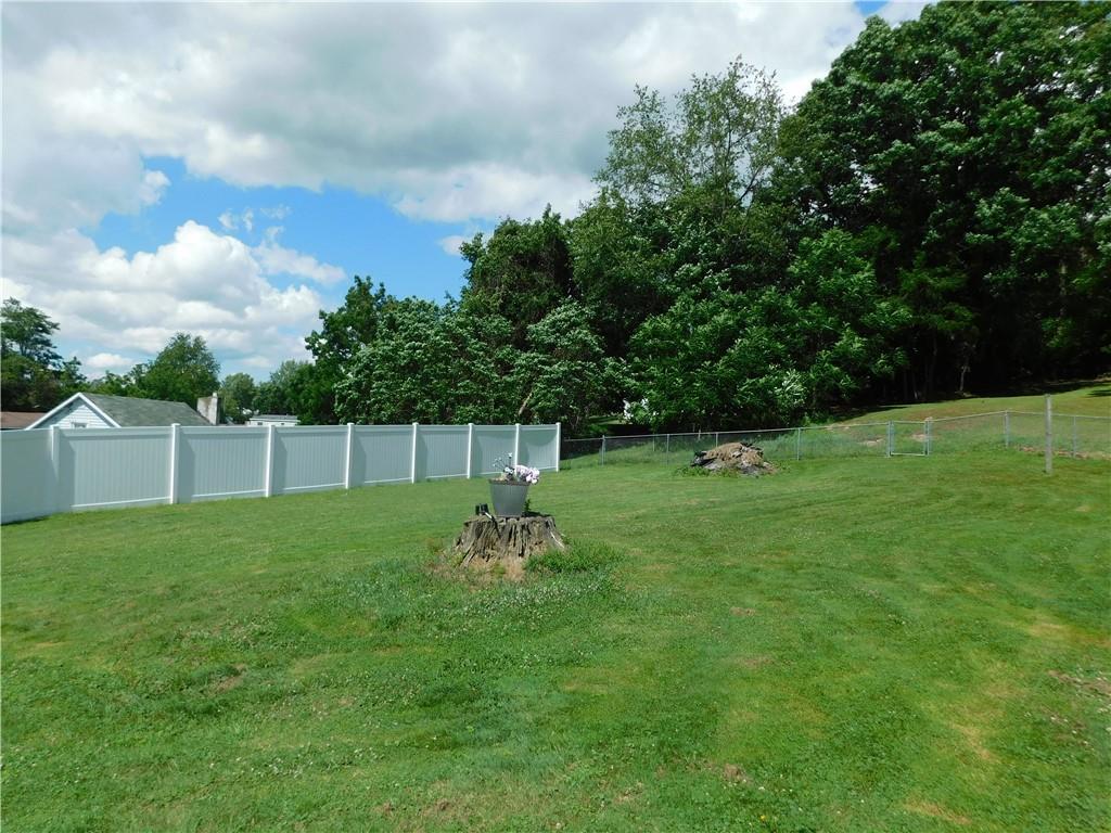 39 May Street Fairchance, PA 15436 - Photo 6 of 22