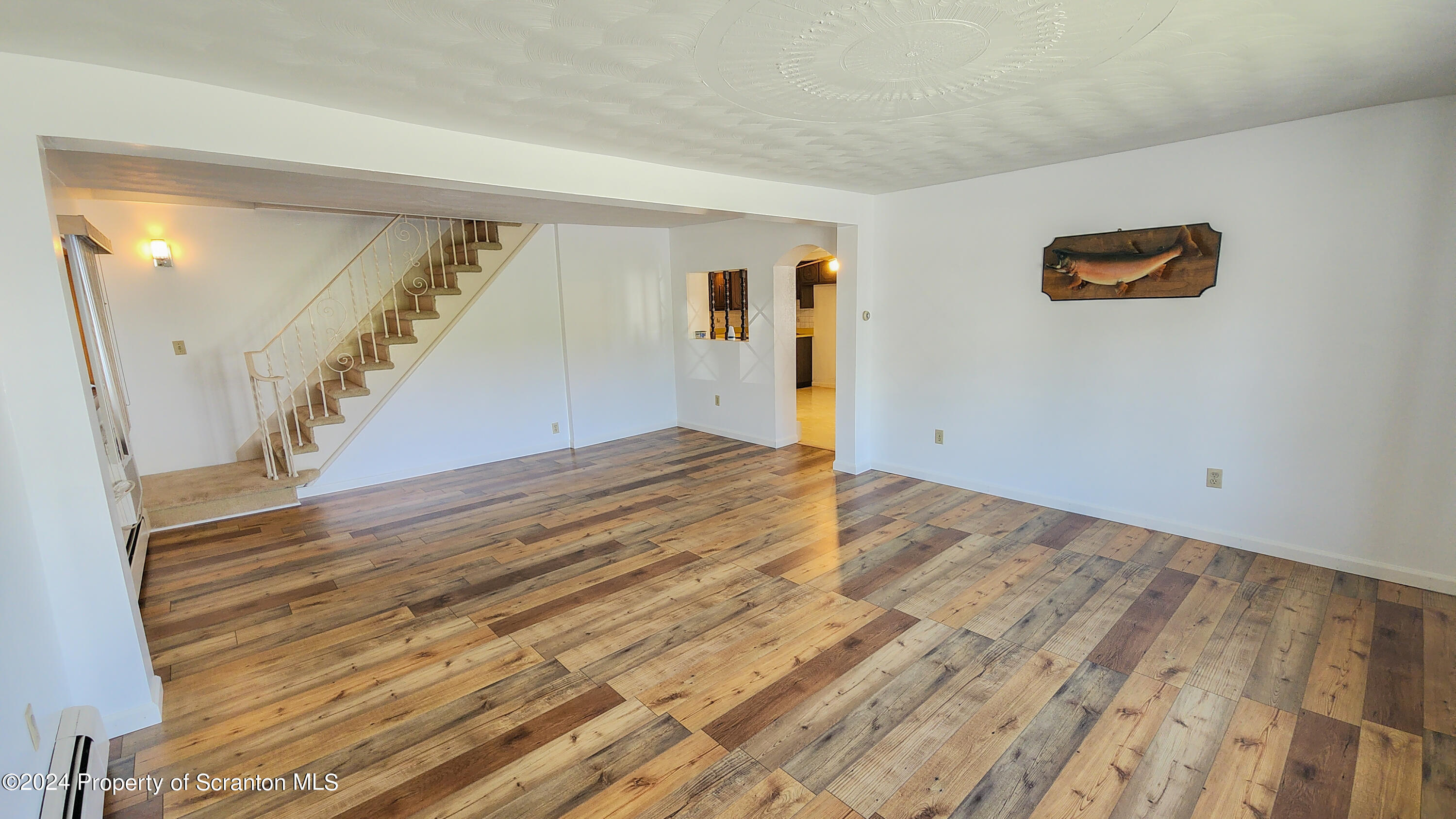 29 Washington Street Moosic, PA 18507 - Photo 11 of 25 Gallery Image 11