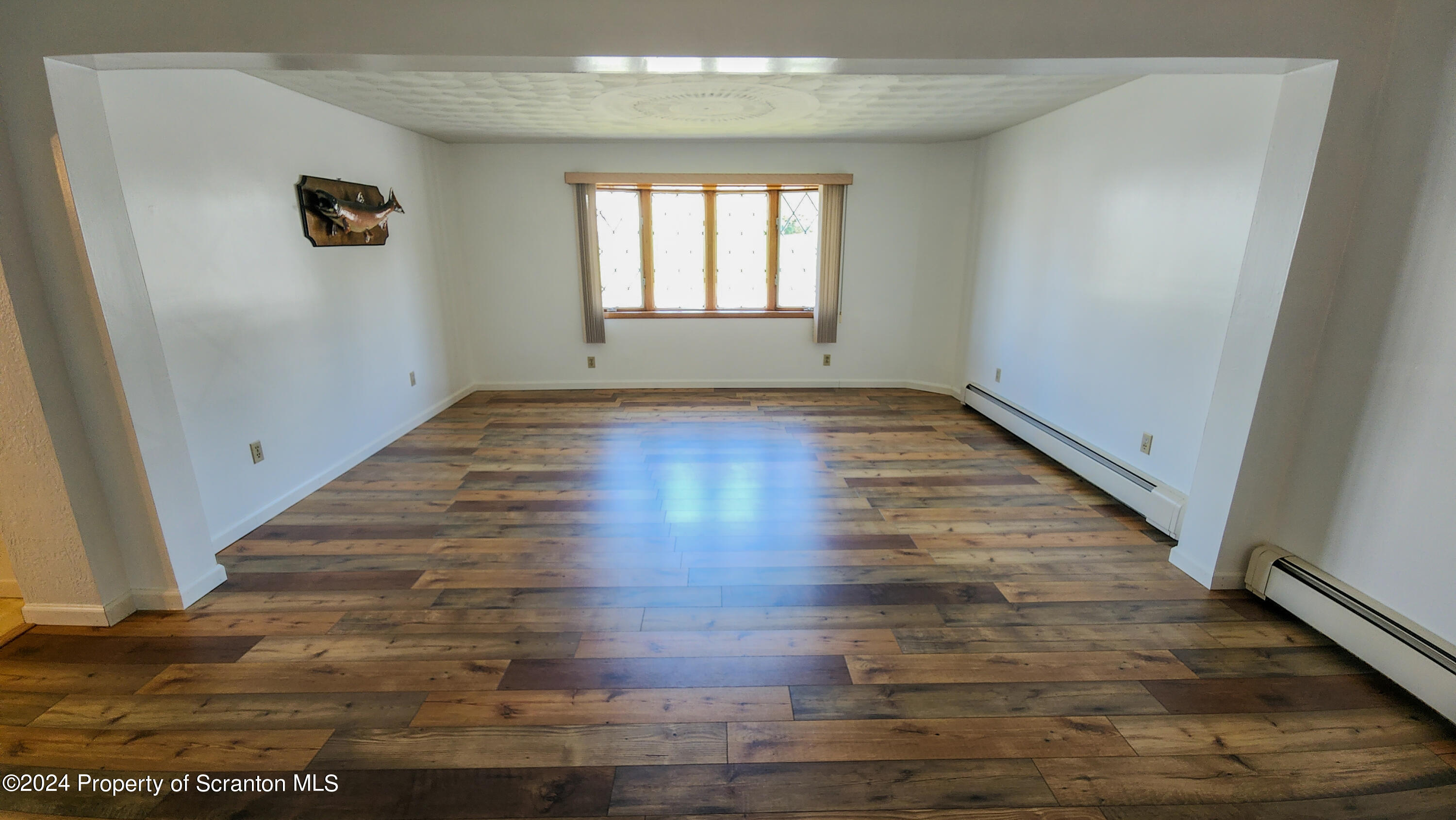29 Washington Street Moosic, PA 18507 - Photo 9 of 25 Gallery Image 9