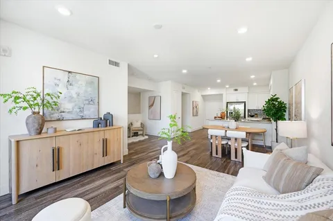 $699,000 | 5933 Sunstone Drive, Unit 218, San Jose, CA 95123