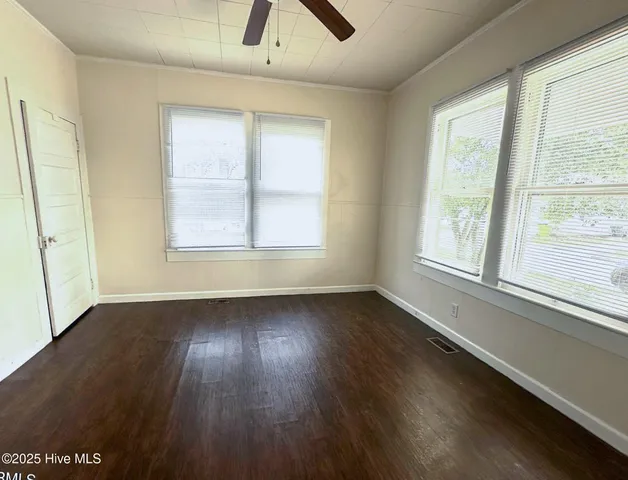 $1,450 | 1810 Wilmington Street, New Bern, NC 28560