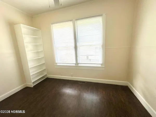 $1,450 | 1810 Wilmington Street, New Bern, NC 28560