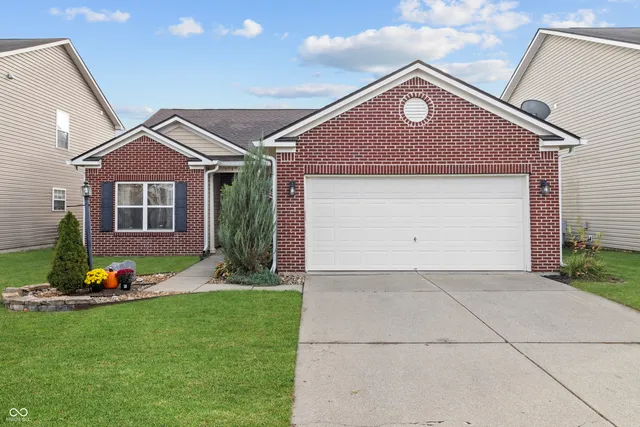 $283,900 | 19426 Prairie Crossing Drive, Noblesville, IN 46062