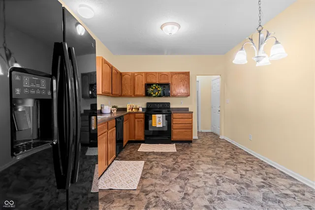 $283,900 | 19426 Prairie Crossing Drive, Noblesville, IN 46062