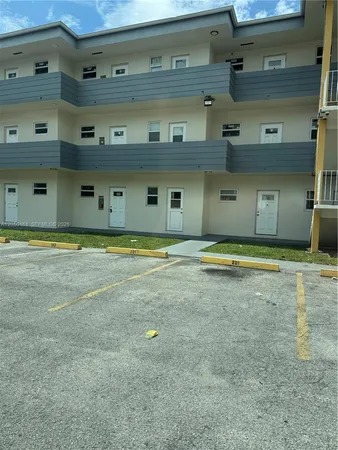 $1,600 | 13215 Northeast 6th Avenue, Unit 106, North Miami, FL 33161