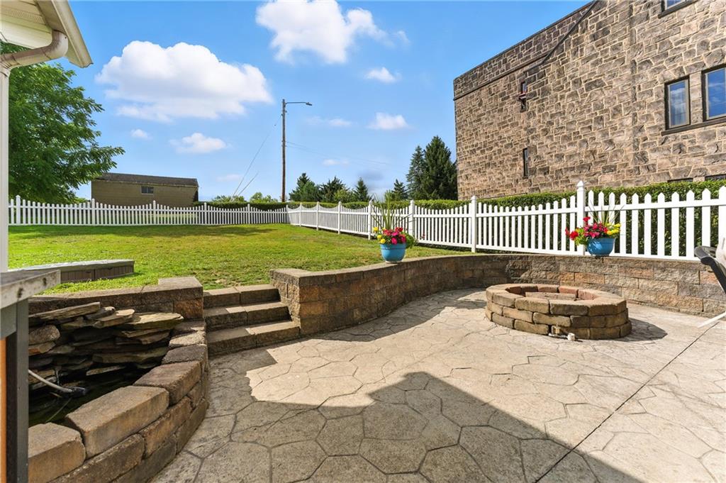519 West Ridge Avenue Sharpsville, PA 16150 - Photo 40 of 48 a view of a patio with a yard