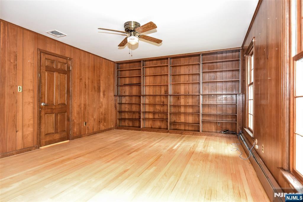 55 George Street Allendale, NJ 07401 - Photo 23 of 43