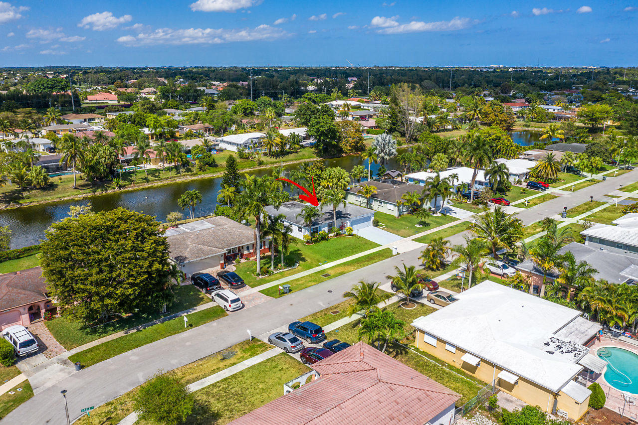 10921 Gable Street Boca Raton, FL 33428 - Photo 24 of 28 an aerial view of residential houses with outdoor space