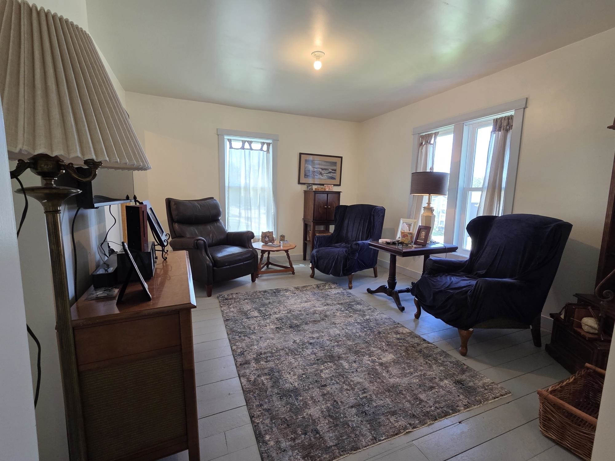 312 West Florence Street Cambria, WI 53923 - Photo 4 of 41