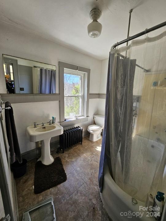 186 Rector Corner Road Marshall, NC 28753 - Photo 13 of 15 a bathroom with a sink toilet and shower