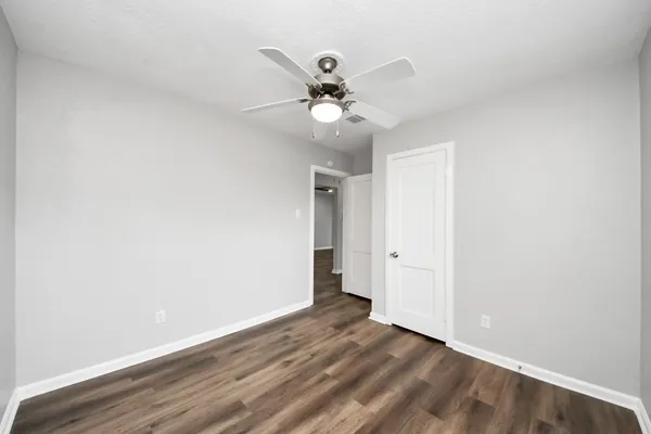 $1,950 | 2112 Dewberry Lane, Pasadena, TX 77502