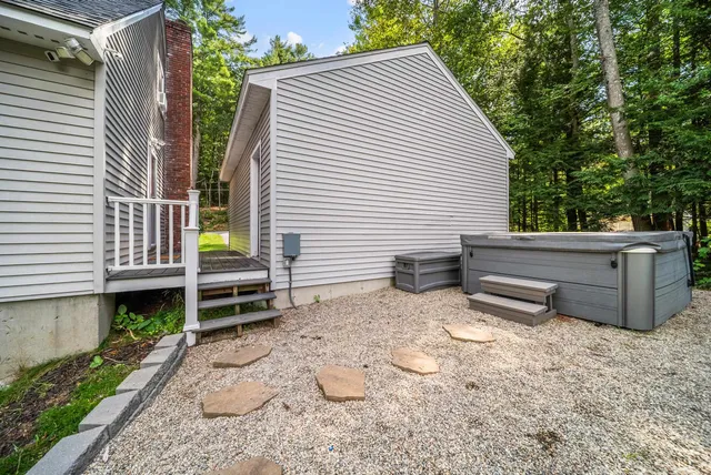 $554,000 | 13 Cob Road, Bow, NH 03304