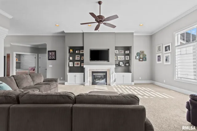 $850,000 | 2804 Pat Tillman Drive, Springfield, IL 62711