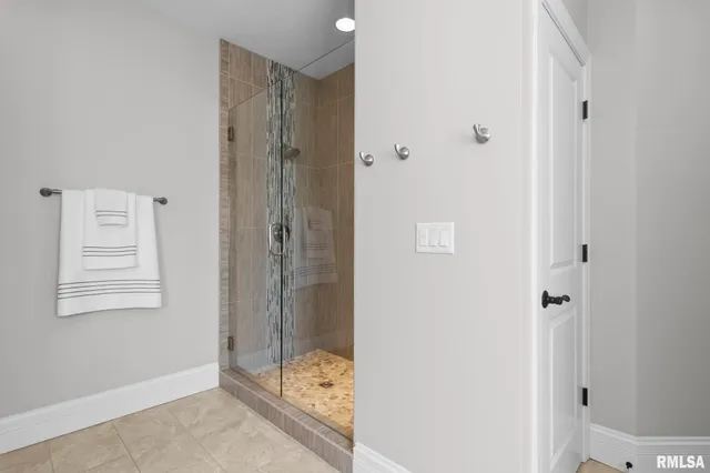 $850,000 | 2804 Pat Tillman Drive, Springfield, IL 62711