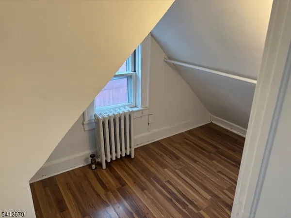 $1,850 | 334 Midland Avenue, Unit 3, Saddle Brook, NJ 07663