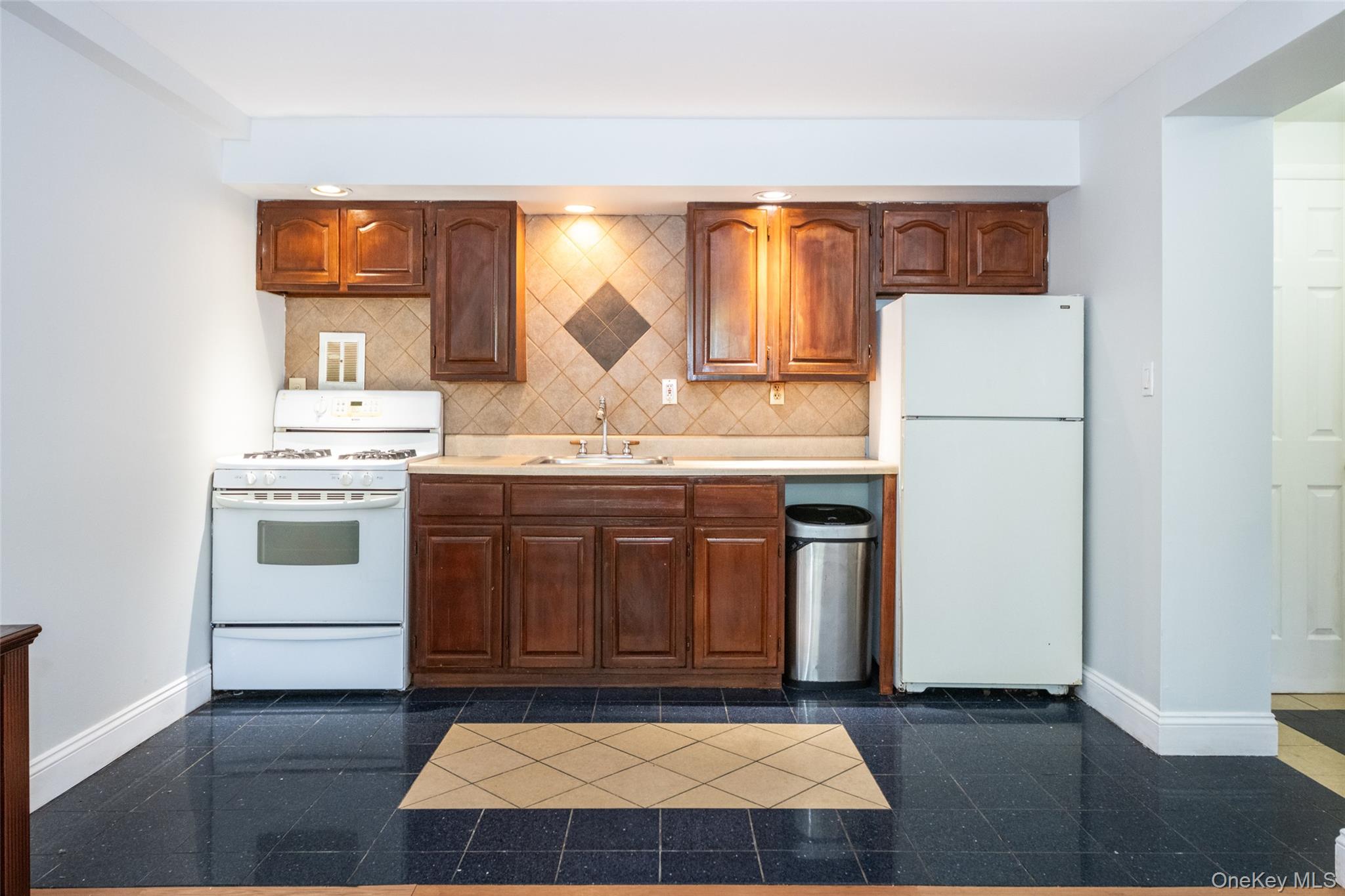 2333 Palmer Avenue, Unit B1 New Rochelle, NY 10801 - Photo 5 of 10 Kitchen Area