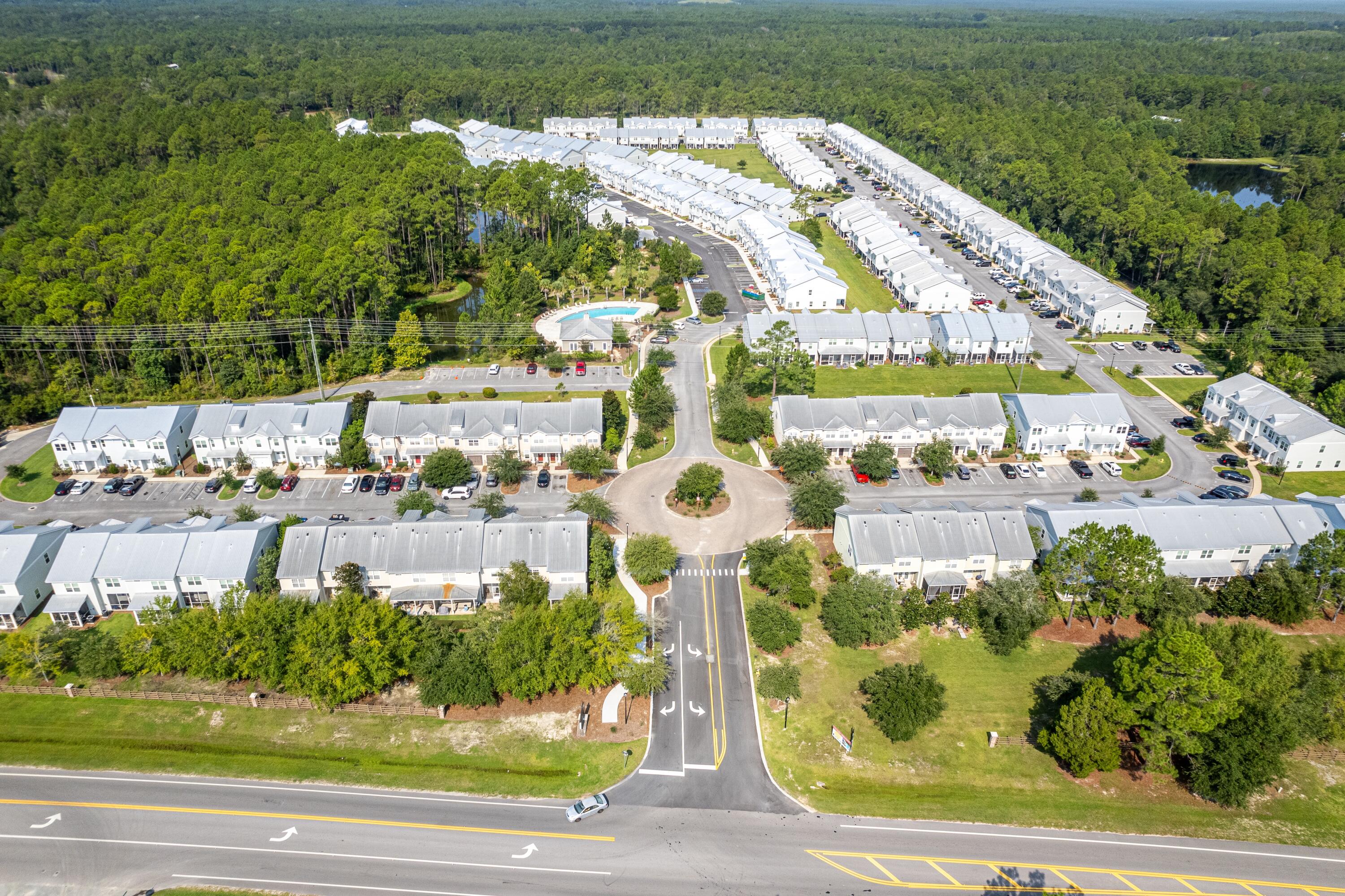 392 North Sand Palm Road Freeport, FL 32439 - Photo 35 of 36 a view of swimming pool with a yard