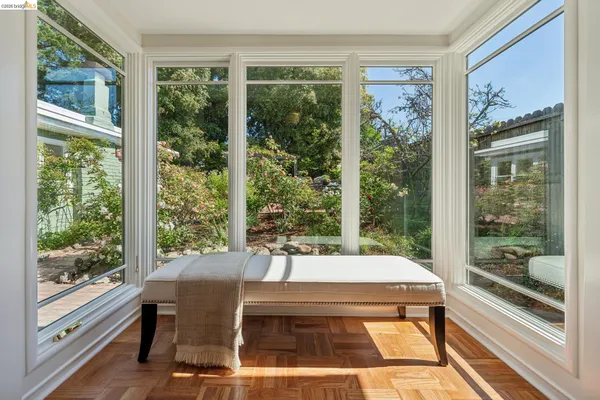 $949,000 | 716 Ashbury Avenue, El Cerrito, CA 94530