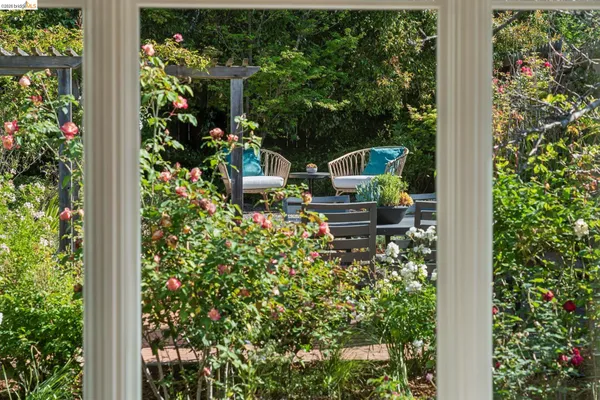 $949,000 | 716 Ashbury Avenue, El Cerrito, CA 94530