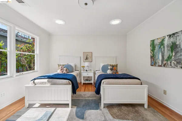 $949,000 | 716 Ashbury Avenue, El Cerrito, CA 94530