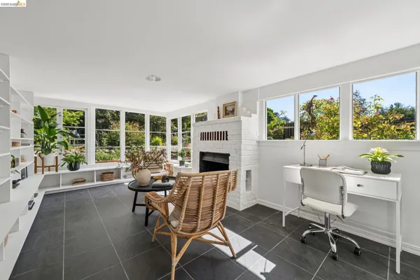 $949,000 | 716 Ashbury Avenue, El Cerrito, CA 94530