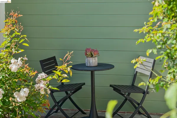 $949,000 | 716 Ashbury Avenue, El Cerrito, CA 94530