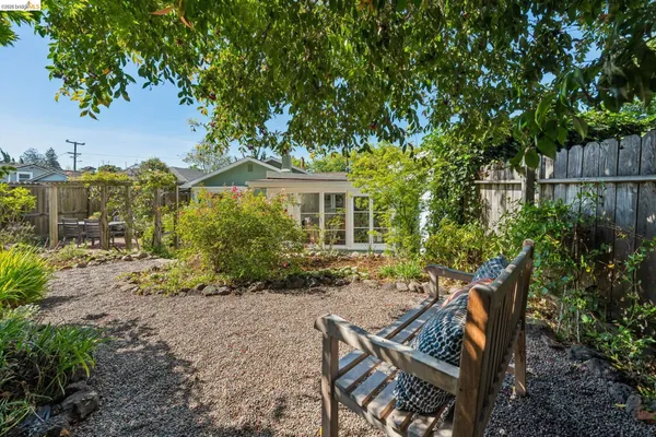 $949,000 | 716 Ashbury Avenue, El Cerrito, CA 94530