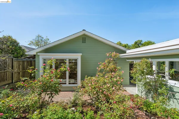 $949,000 | 716 Ashbury Avenue, El Cerrito, CA 94530