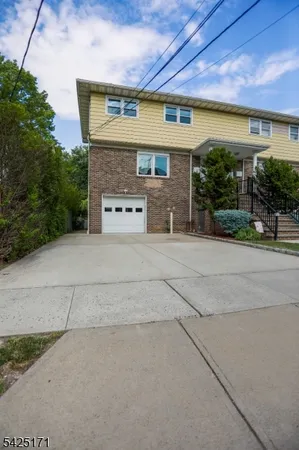 $3,750 | 210 Walnut Street, Unit LEFT, Garwood, NJ 07027