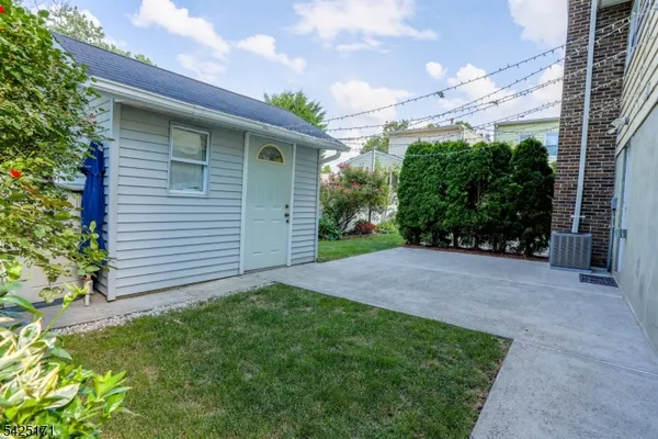 $3,750 | 210 Walnut Street, Unit LEFT, Garwood, NJ 07027