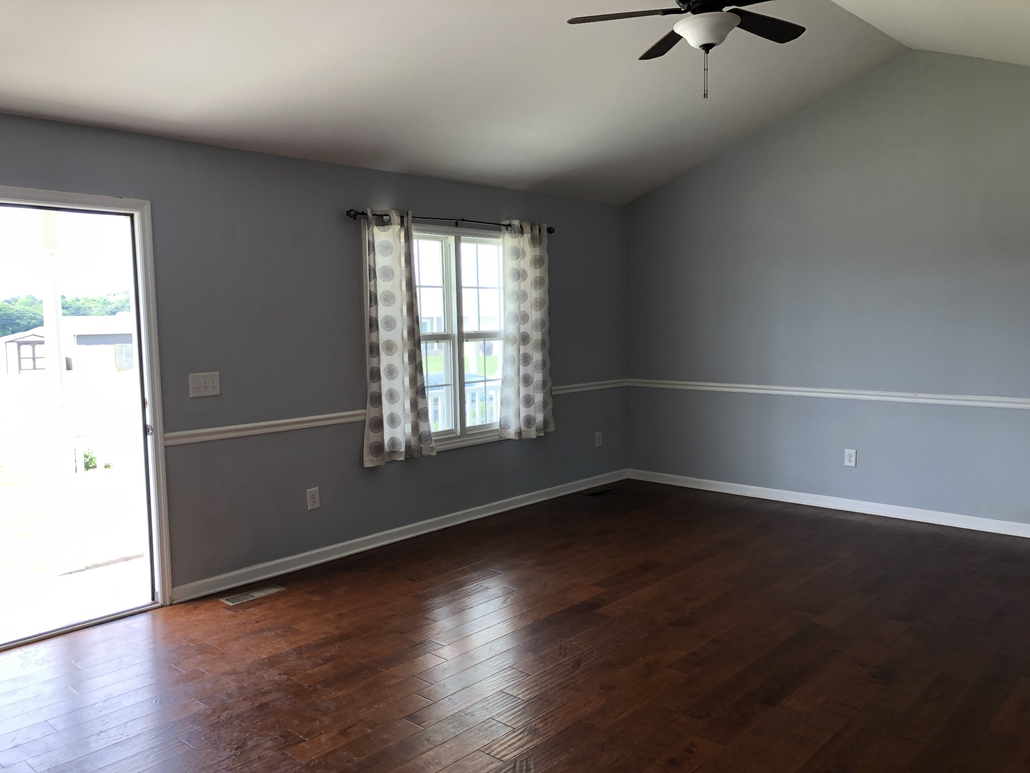 171 Raspberry Drive Winchester, TN 37398 - Photo 2 of 49